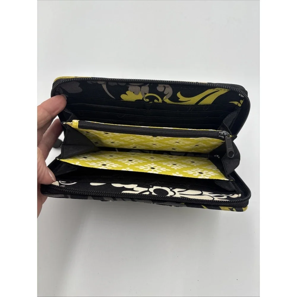 Vera Bradley Accordion Wallet‎ BAROQUE Accordian